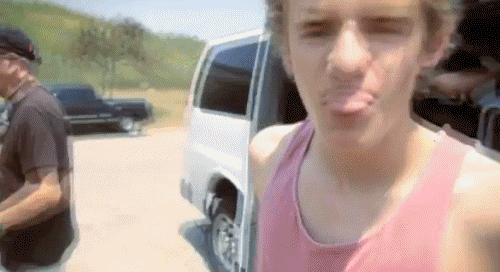 Artiesten Tong Gifs Cody simpson 