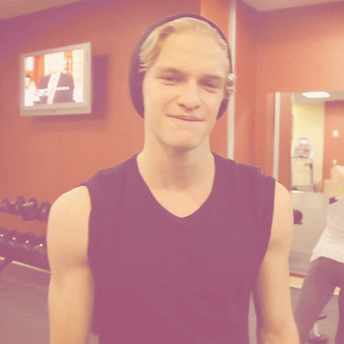 Artiesten Gifs Cody simpson 