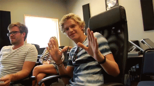 Artiesten Gifs Cody simpson home video 