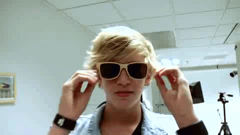 Artiesten Gifs Cody simpson 