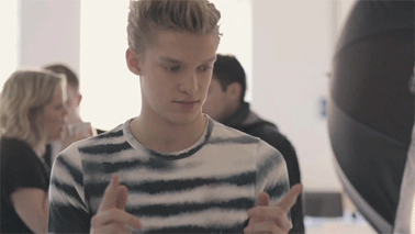 Artiesten Gifs Cody simpson paradijs serie 