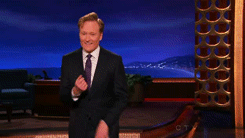 Conan Obrien GIF. Gifs Filmsterren Conan obrien Hair flip Vlechten 