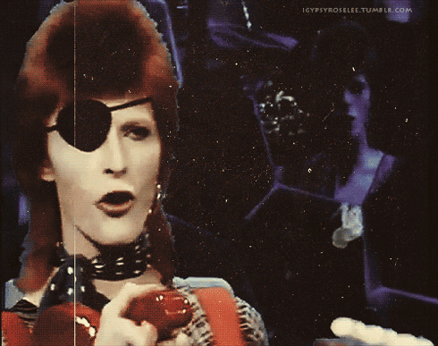 Artiesten dave flirten Zonnebril Gifs David bowie 90s swag 