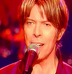 David Bowie GIF. Artiesten Gifs David bowie Rebel rebel Diamanten honden 