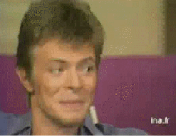 David Bowie GIF. Bioscoop Ontbijt Artiesten Koffie Gifs David bowie Oh je mooie dingen Im een â€‹â€‹raar persoon 