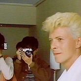 David Bowie GIF. Beroemdheden Artiesten Gifs David bowie Fotoset Labyrint Koboldkoning Jareth De goblin koning 