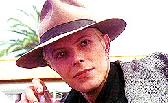 David Bowie GIF. Muziek Artiesten Gifs David bowie 