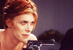 David Bowie GIF. Beroemdheden Artiesten Gifs David bowie Fotoset David bowie interview Seksuele frustratie 