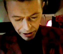 David Bowie GIF. Beroemdheden Artiesten Gifs David bowie De man die naar de aarde viel Seksuele frustratie Thomas newt 