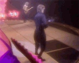 Beroemdheden Artiesten Gifs David bowie de man die naar de aarde viel thomas newton 
