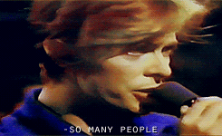 David Bowie GIF. Bioscoop Artiesten Zanger Gifs David bowie Rots Knal Mode &amp;amp; beauty Kunstenaar Musicus Gla 