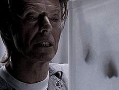 David Bowie GIF. Artiesten Twin peaks Gifs David bowie Kyle maclachlan Middel cooper Phillip jeffries 