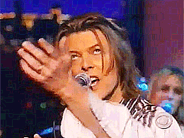 David Bowie GIF. Beroemdheden Artiesten Gifs David bowie Jazzin voor blauwe jean Schreeuwen lord byron Screamin lord b 