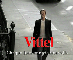 David Bowie GIF. Beroemdheden Artiesten Gifs David bowie De man die naar de aarde viel Thomas newton 