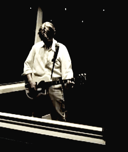 David Bowie GIF. Muziek Beroemdheden Artiesten Gifs David bowie &amp;#39;70 &amp;#39;80 