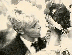 David Bowie GIF. Beroemdheden Artiesten Gifs David bowie Ander 90s Fotoset 
