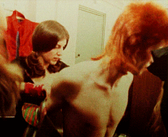 Beroemdheden Artiesten Gifs David bowie 90s fotoset springen ze zeggen 
