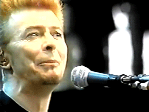 Beroemdheden Artiesten Gifs David bowie fotoset labyrint koboldkoning jareth de goblin koning 