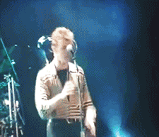 Beroemdheden Artiesten Gifs David bowie fotoset muziekvideo mick jagger dansen in de straat 