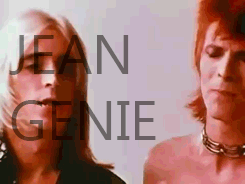 David Bowie GIF. Beroemdheden Artiesten Gifs David bowie Fotoset David bowie interview Seksuele frustratie 