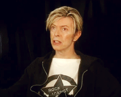 David Bowie GIF. Beroemdheden Artiesten Gifs David bowie Fotoset David bowie interview Seksuele frustratie 