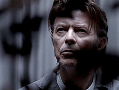 David Bowie GIF. Beroemdheden Artiesten Gifs David bowie &amp;#39;80 Mick jagger Dansen in de straat 