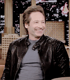 David Duchovny GIF. Televisie The x files Gifs Filmsterren David duchovny Celebs Fallontonight Fox mulder Tonight show 