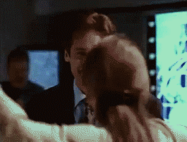 David Duchovny GIF. Gifs Filmsterren David duchovny S celebrity David x gillian Anywaydadplease 