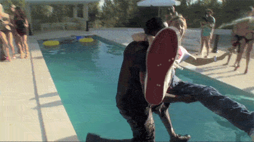 Artiesten Water Gifs David guetta plezier jumping akon 
