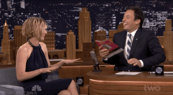 Gifs Filmsterren Jennifer lawrence fallontonight en XMen Days of Future Past Jimmy Fallon Tonight Show 