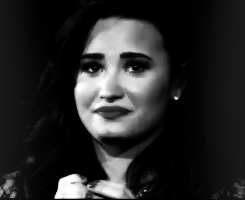Britney Spears GIF. Televisie Artiesten Britney spears Demi lovato Lol Britney Gifs  De x factor X factor Simon cowell 