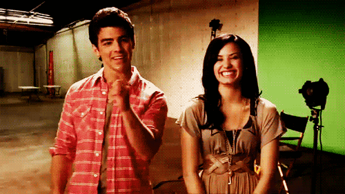 Artiesten demi Demi lovato Gifs Kelly rowland x factor x factor usa Simon Cowell Paulina Rubio 