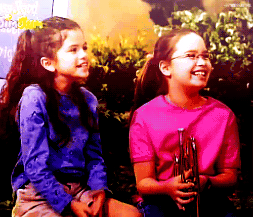 Artiesten Britney spears Demi lovato Britney Gifs lachend de x factor x factor X Factor ons The X 