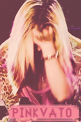 Britney Spears GIF. Televisie Artiesten Britney spears Demi lovato Lol Britney Gifs  De x factor X factor Simon cowell 