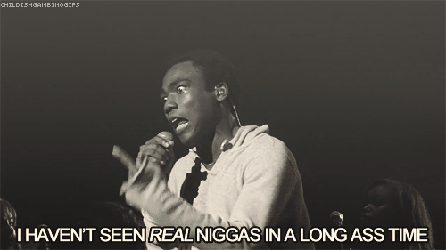 Donald Glover GIF. Gifs Filmsterren Donald glover Geschokt Plotselinge besef Community Troje 