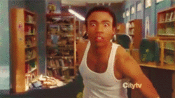 Donald Glover GIF. Gifs Filmsterren Donald glover Community Troy barnes 