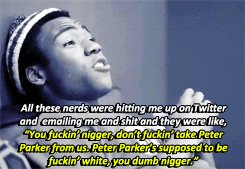 Donald Glover GIF. Gifs Filmsterren Donald glover Community Minecommunity Troy barnes 