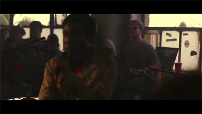 Donald Glover GIF. Gifs Filmsterren Donald glover Community Troy barnes 