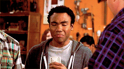 Donald Glover GIF. Gifs Filmsterren Donald glover Community 