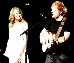 Ed Sheeran GIF. Muziek Artiesten Gifs Ed sheeran Lego huis 