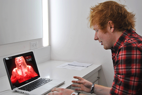 Ed Sheeran GIF. Artiesten Taylor swift Gifs Ed sheeran Sweeran 