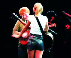 Ed Sheeran GIF. Artiesten Taylor swift Gifs Ed sheeran 