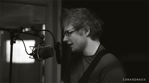 Ed Sheeran GIF. Artiesten Ed Gifs Ed sheeran Brits Gember 