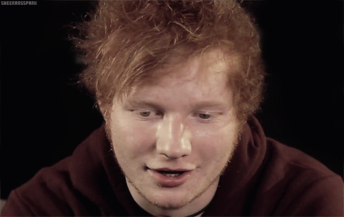 Ed Sheeran GIF. Wandelen Artiesten Gifs Ed sheeran Roodharige Corrdor 