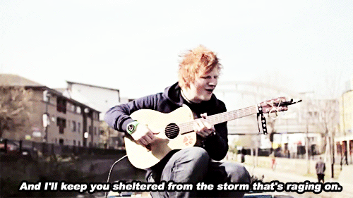 Ed Sheeran GIF. Artiesten Gifs Ed sheeran Lied Kleine hobbel 