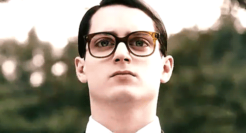 Elijah Wood GIF. Elijah wood Gifs Filmsterren Dans Bushmills 