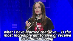 Ellen Page GIF. Boos Film Gifs Filmsterren Ellen page Gevecht Whip it Duw Hit 