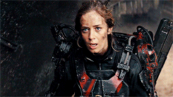 Tom Cruise GIF. Bioscoop Gifs Filmsterren Tom cruise  Filmedit Alle Emily blunt Edge of tomorrow Live sterven repeat 