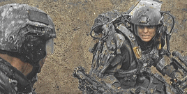 Tom Cruise GIF. Gifs Filmsterren Tom cruise Emily blunt Edge of tomorrow 