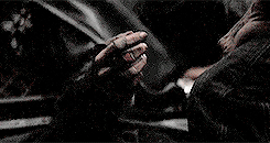 Tom Cruise GIF. Gifs Filmsterren Tom cruise Emily blunt Edge of tomorrow Alles wat je nodig hebt is te doden Eindeloze 